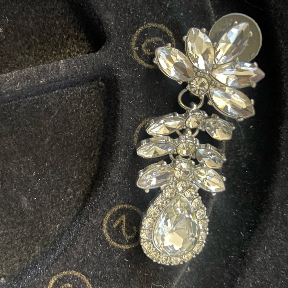 Formal Dangling Rhinestone Teardrop Earrings - image 4